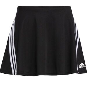 adidas' signature 3 stripes, classic skort